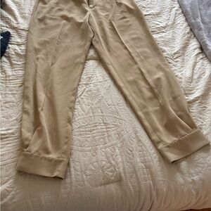Ralph Lauren women’s. Cuff at the ankle slacks. Like new.